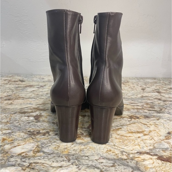 Michelle D Dark Brown Square Toe Ankle Booties Women’s Size 6 - Picture 3 of 12